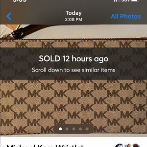 NWT Michael Kors Jet Set Wrist bag!😻